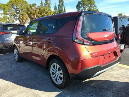 2024 Kia Soul LX