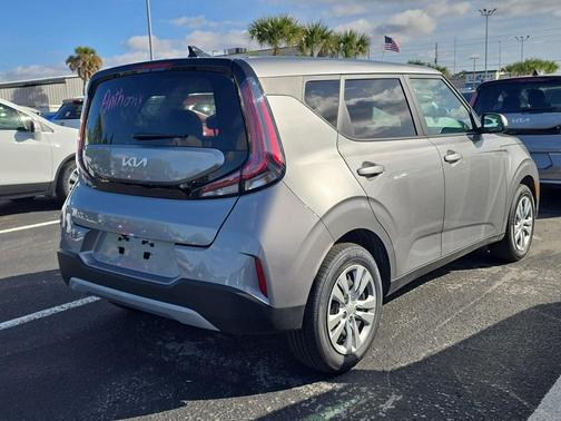 2025 Kia Soul LX