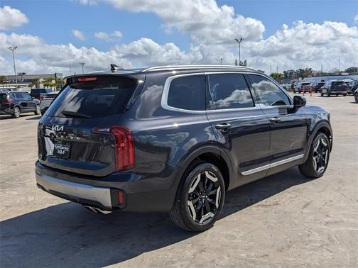 2025 Kia Telluride S