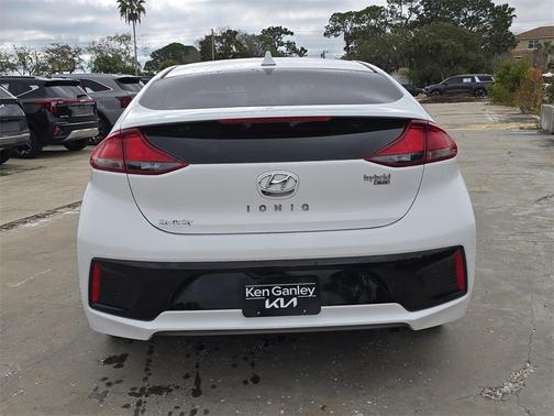 2017 Hyundai IONIQ Hybrid Blue