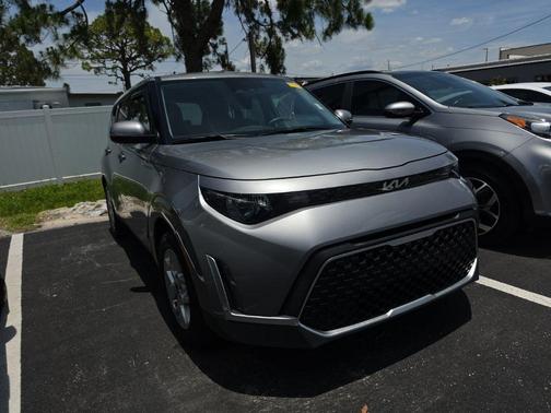 Steel Gray 2023 Kia Soul S