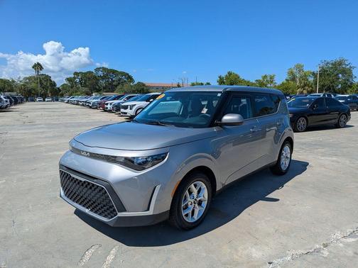 Steel Gray 2023 Kia Soul S