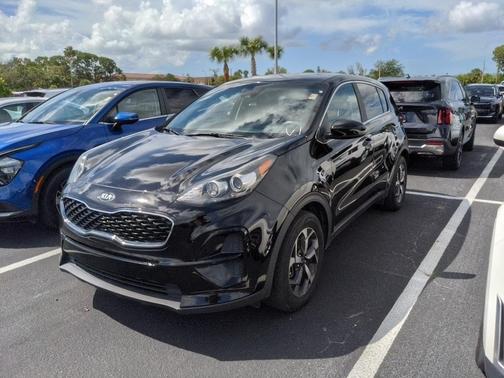 2022 Kia Sportage LX