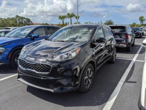 2022 Kia Sportage LX