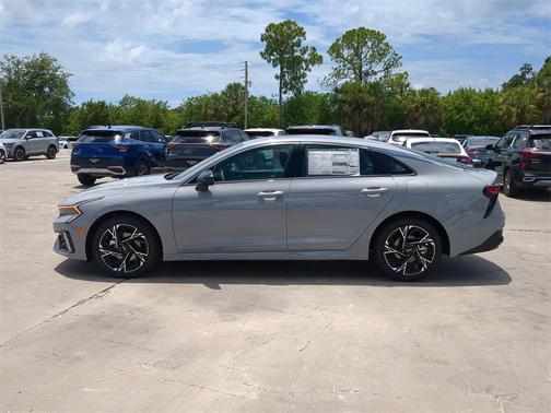 2025 Kia K5 GT-Line