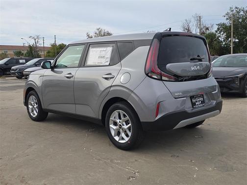 2025 Kia Soul LX
