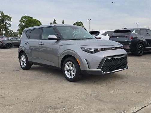 2025 Kia Soul LX