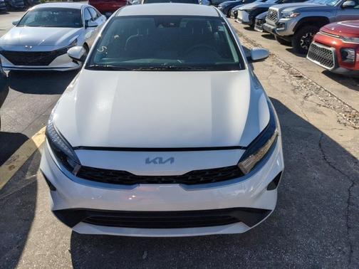 2024 Kia Forte LX