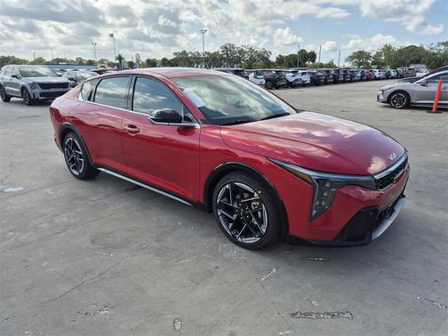 2025 Kia K4 GT-Line