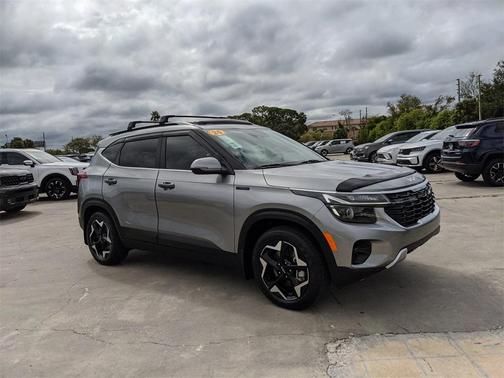 2024 Kia Seltos EX
