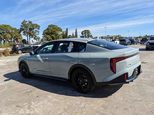 2025 Kia K4 GT-Line Turbo