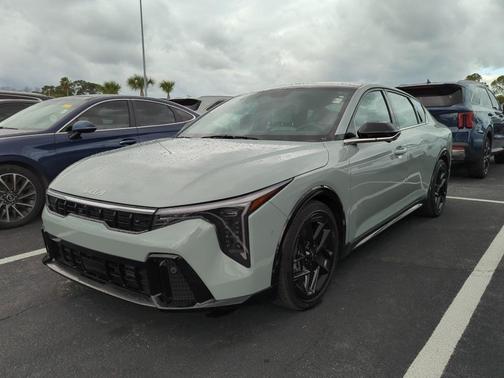 2025 Kia K4 GT-Line Turbo