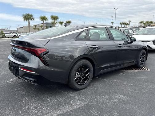 2026 Kia K5 LXS