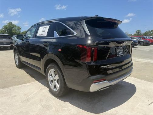 2025 Kia Sorento LX