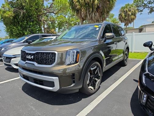 Dark Moss 2025 Kia Telluride EX