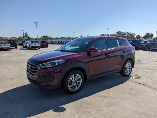 2016 Hyundai TUCSON SE