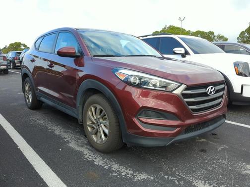 2016 Hyundai TUCSON SE