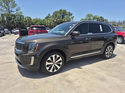 2021 Kia Telluride S