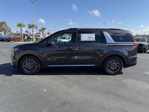 2025 Kia Carnival SX