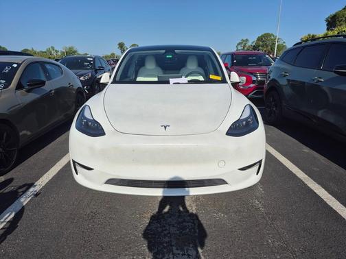 2024 Tesla Model Y Long Range