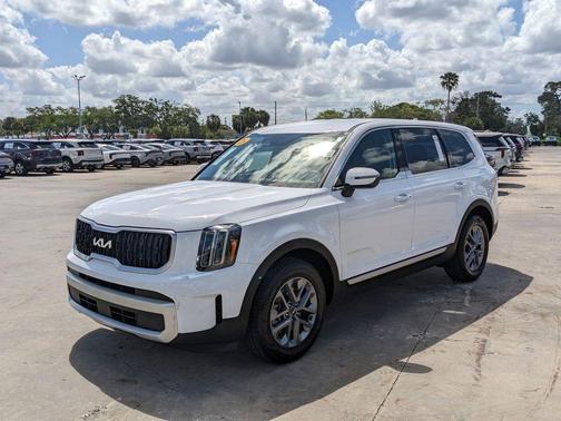 2025 Kia Telluride LX