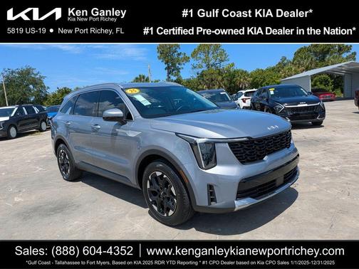 Everlasting Silver 2025 Kia Sorento S