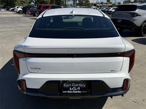 2025 Kia K4 GT-Line Turbo