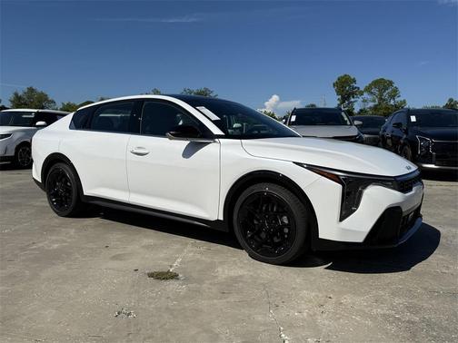 2025 Kia K4 GT-Line Turbo