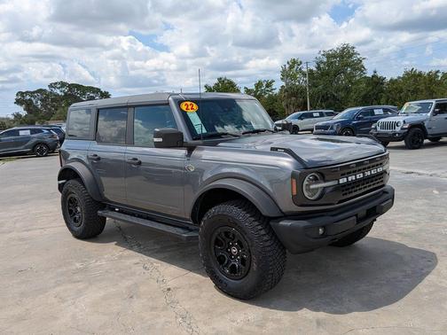 Gray Metallic 2022 Ford Bronco Wildtrak