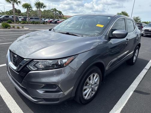 2022 Nissan Rogue Sport S