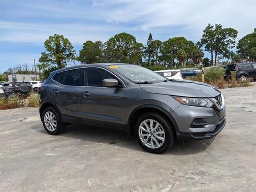 2022 Nissan Rogue Sport S