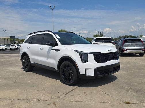 Glacial White Pearl 2026 Kia Sorento X-Line EX