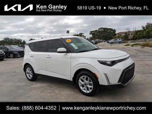 2025 Kia Soul LX