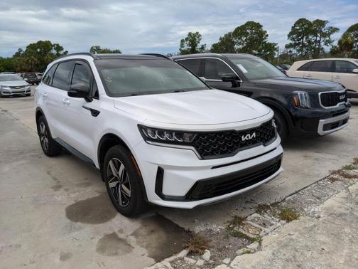 2023 Kia Sorento S