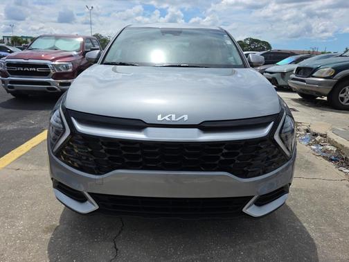 2025 Kia Sportage EX