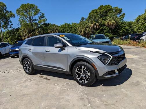 2025 Kia Sportage EX
