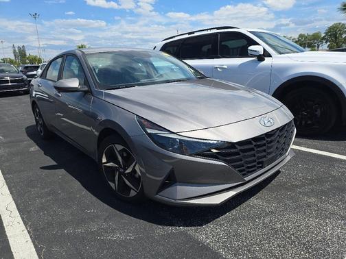 Metal 2023 Hyundai ELANTRA SEL