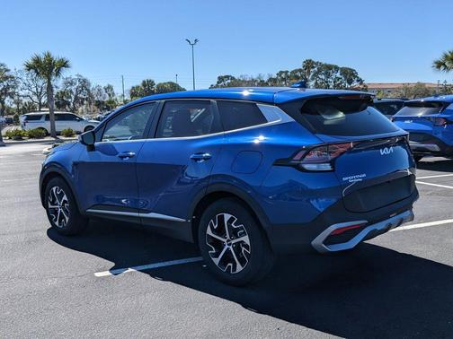 2024 Kia Sportage EX