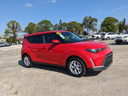 2024 Kia Soul LX