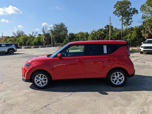 2024 Kia Soul LX