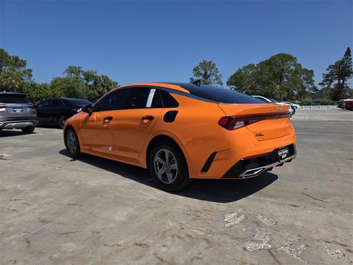 2022 Kia K5 LXS
