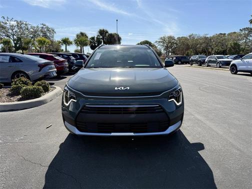 2025 Kia Niro EX