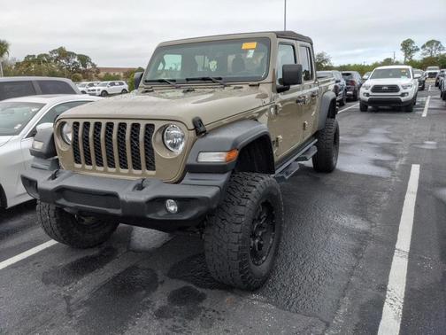 2020 Jeep Gladiator Sport