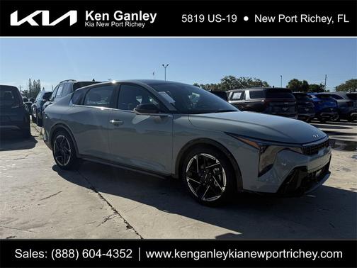 2025 Kia K4 GT-Line
