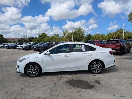 Clear White 2019 Kia Forte S