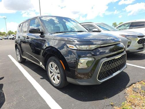 Cherry Black 2022 Kia Soul LX