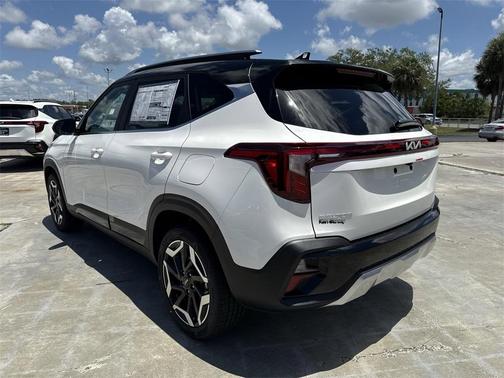 2025 Kia Seltos SX