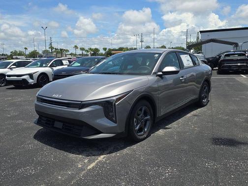 Steel Gray 2026 Kia K4 LXS