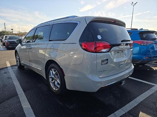 2019 Chrysler Pacifica Touring-L Plus