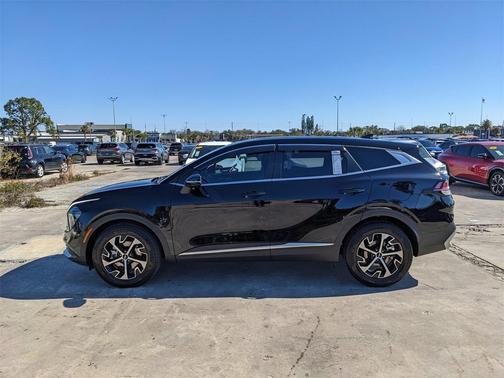 2025 Kia Sportage EX